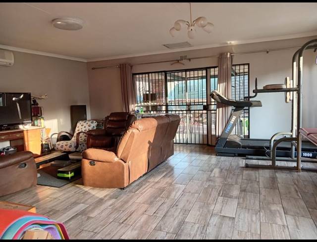 4 BEDROOM PROPERTY TO RENT IN DALPARK PROPER